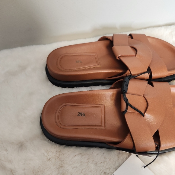 Zara Low Heeled Crossed Brown Leather Straps NWT Womens US 6.5 - Picture 2 of 7